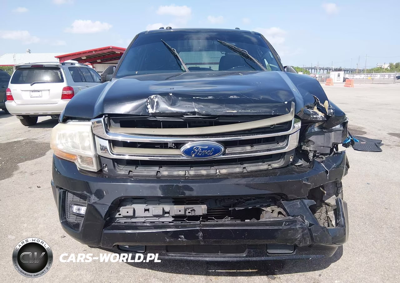2017 Ford Expedition Xlt VIN:1FMJU1HT5HEA55194 - 12
