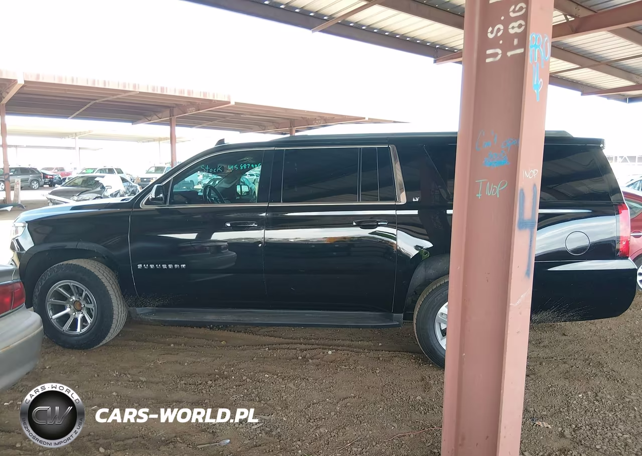 2019 Chevrolet Suburban Lt VIN:1GNSCHKC0KR129402 - 13