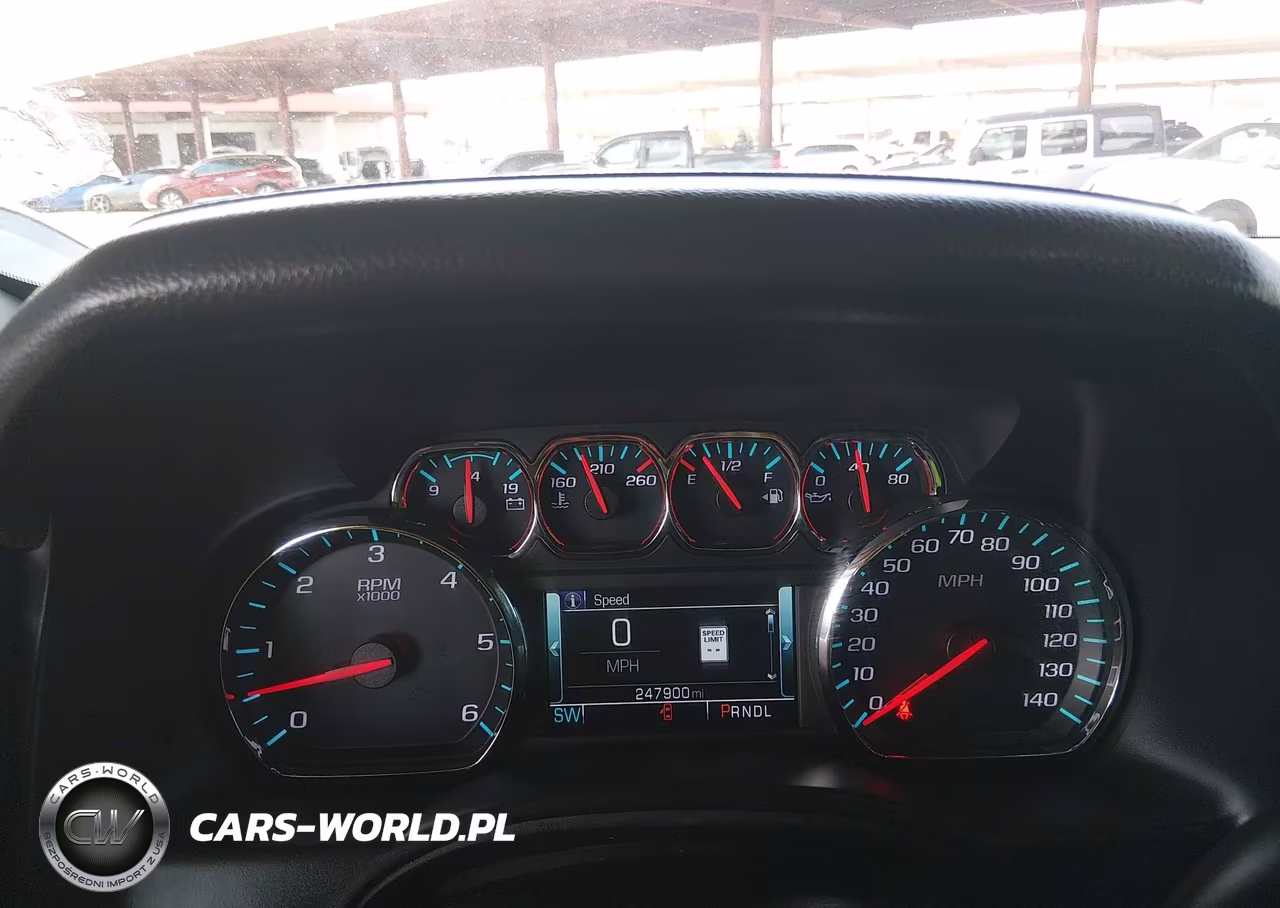 2019 Chevrolet Suburban Lt VIN:1GNSCHKC0KR129402 - 7