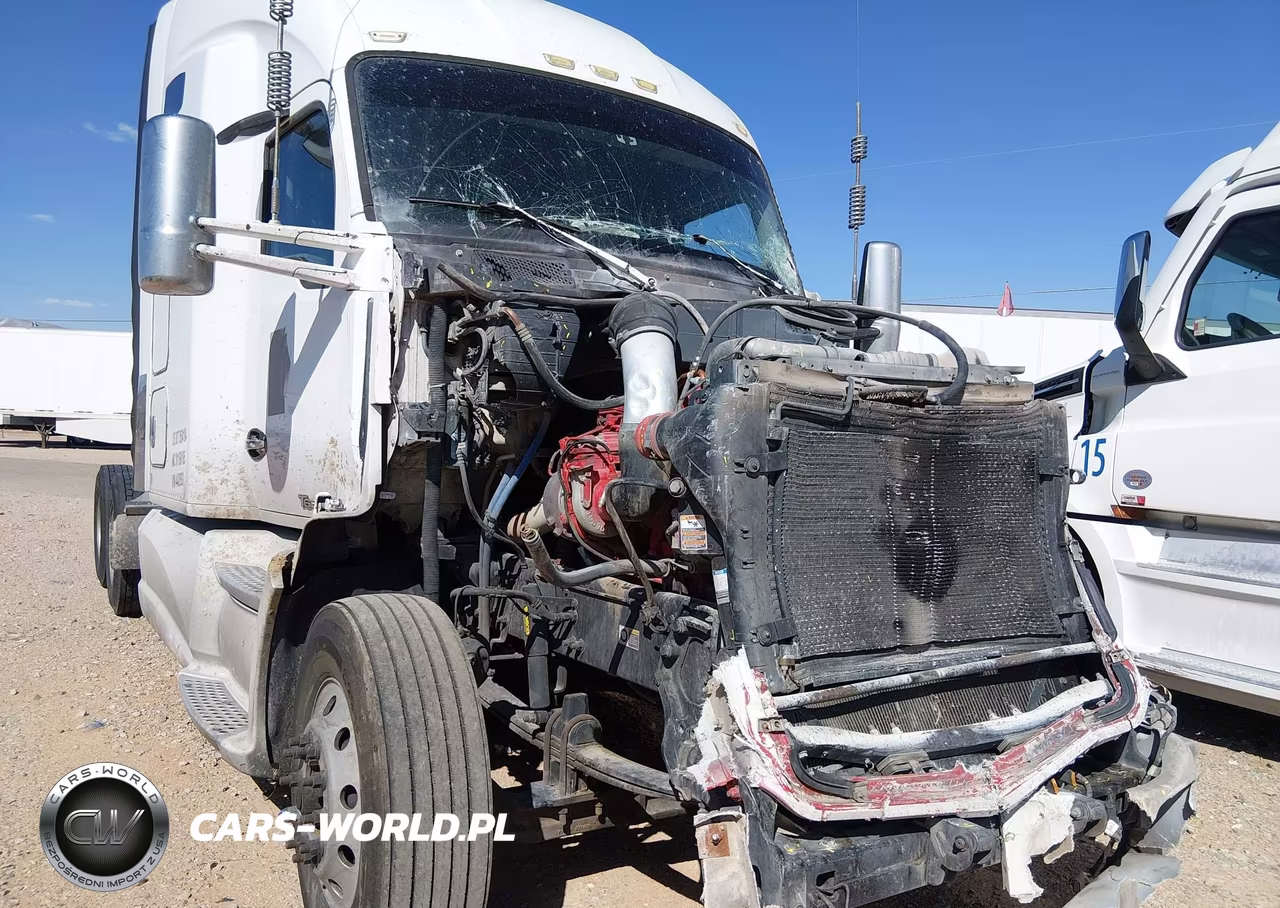 2015 Kenworth Construction T680 VIN:1XKYD49XXFJ442693 - 11