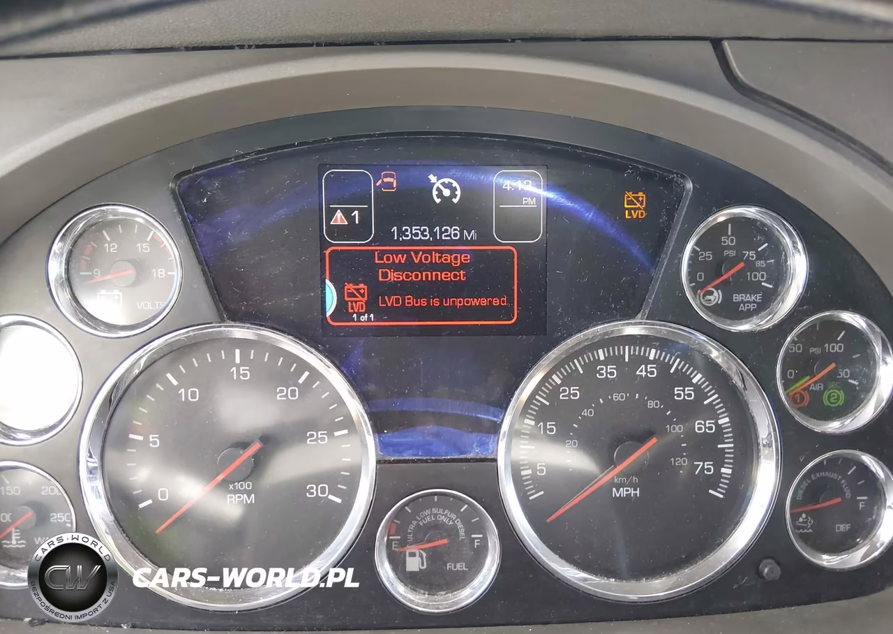 2015 Kenworth Construction T680 VIN:1XKYD49XXFJ442693 - 5