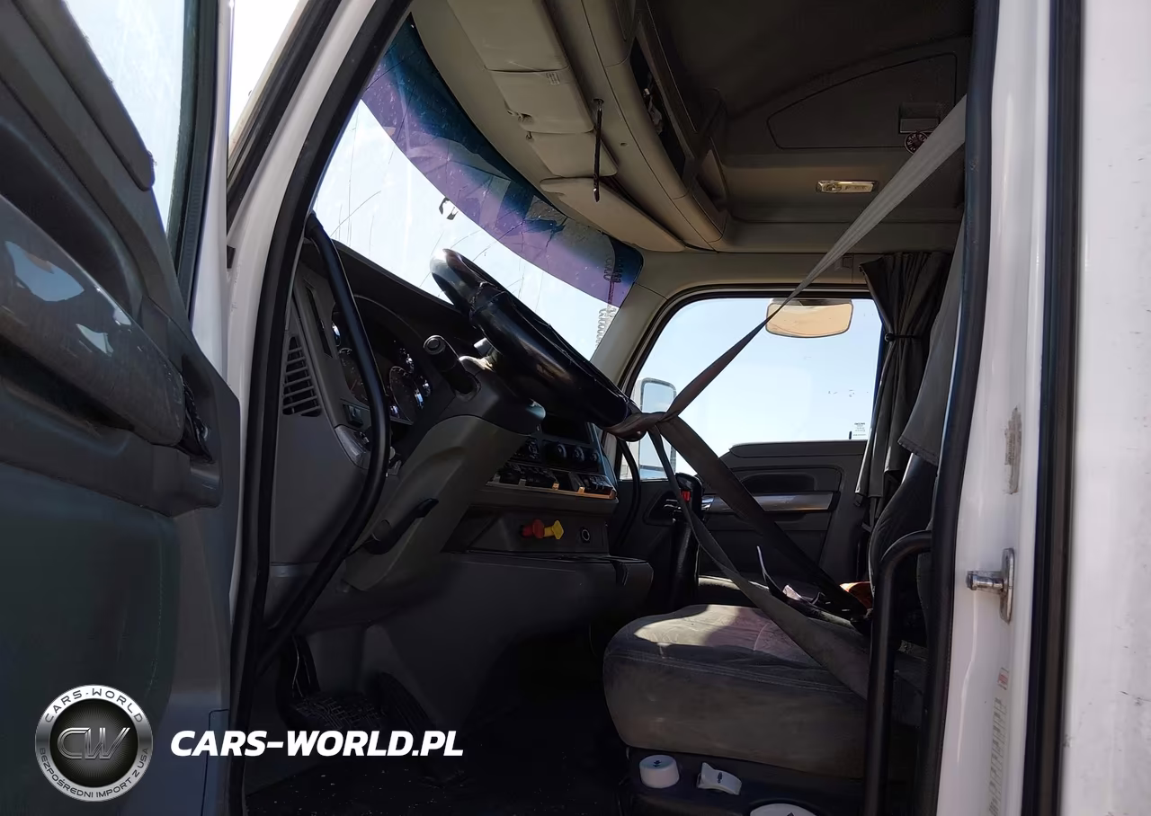 2015 Kenworth Construction T680 VIN:1XKYD49XXFJ442693 - 6