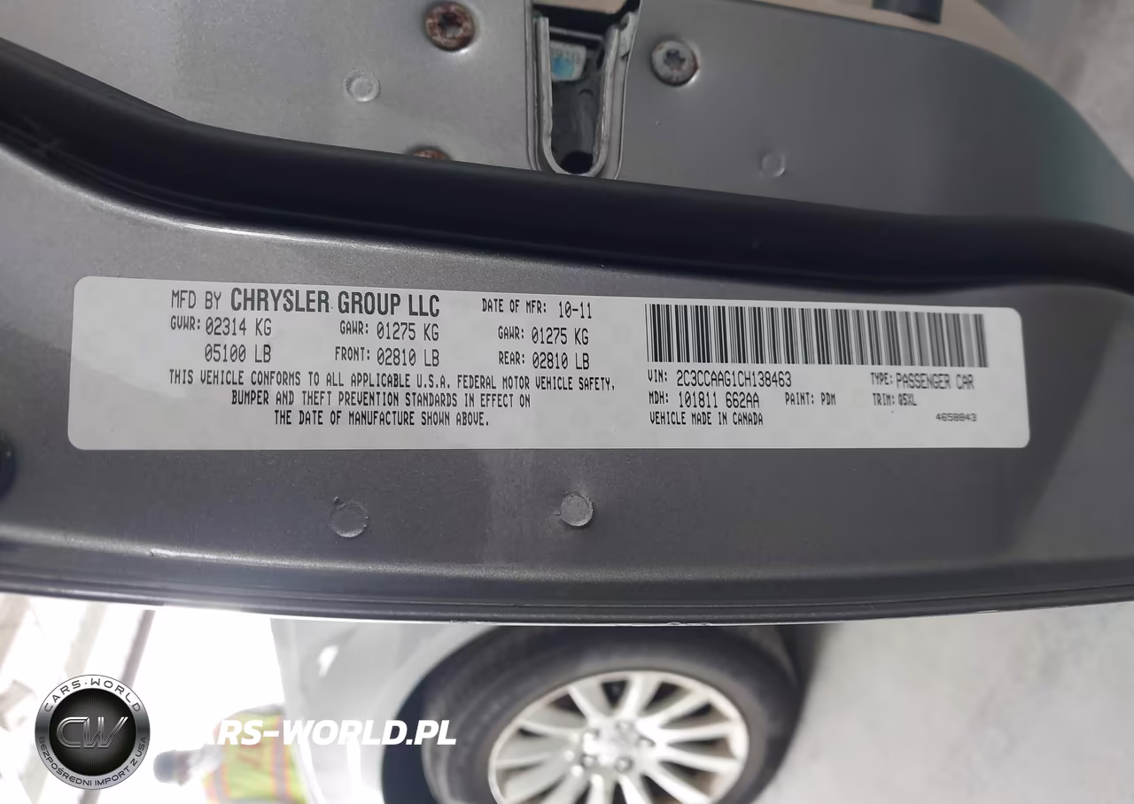 2012 Chrysler 300 VIN:2C3CCAAG1CH138463 - 9