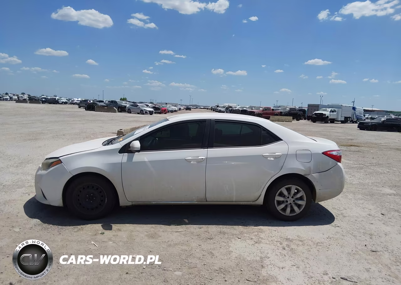 2014 Toyota Corolla Le VIN:5YFBURHE6EP010806 - 14