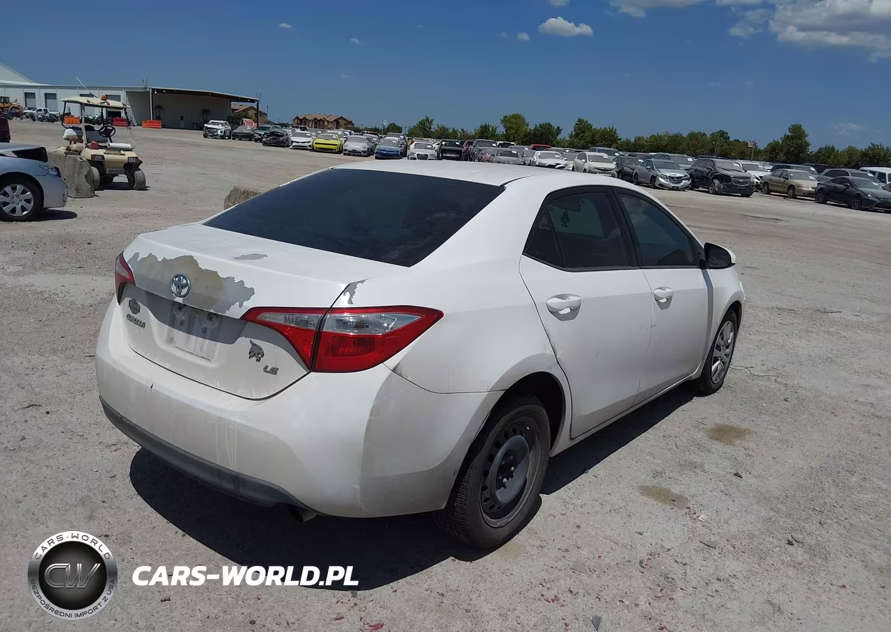 2014 Toyota Corolla Le VIN:5YFBURHE6EP010806 - 18