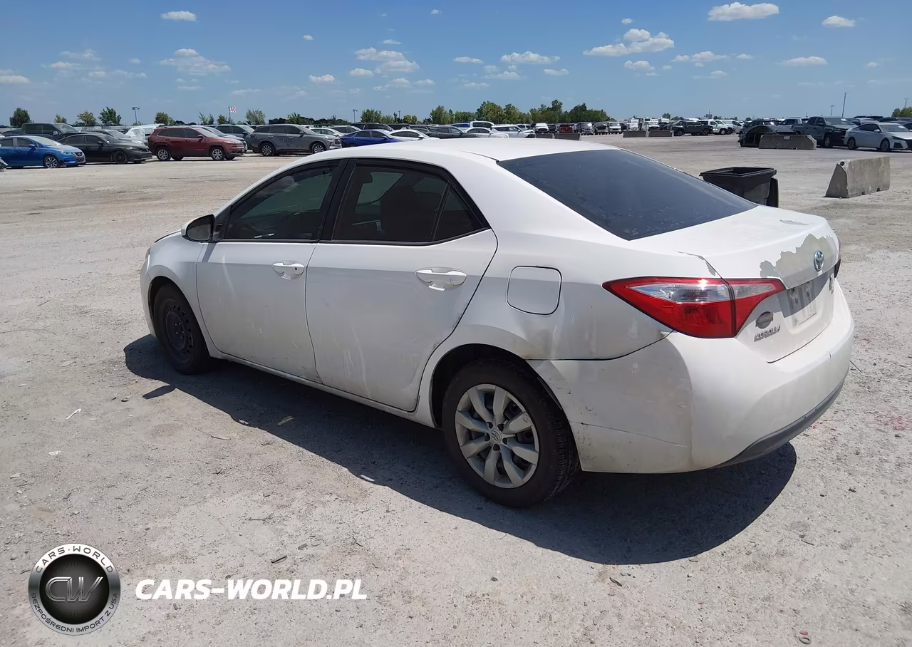 2014 Toyota Corolla Le VIN:5YFBURHE6EP010806 - 3