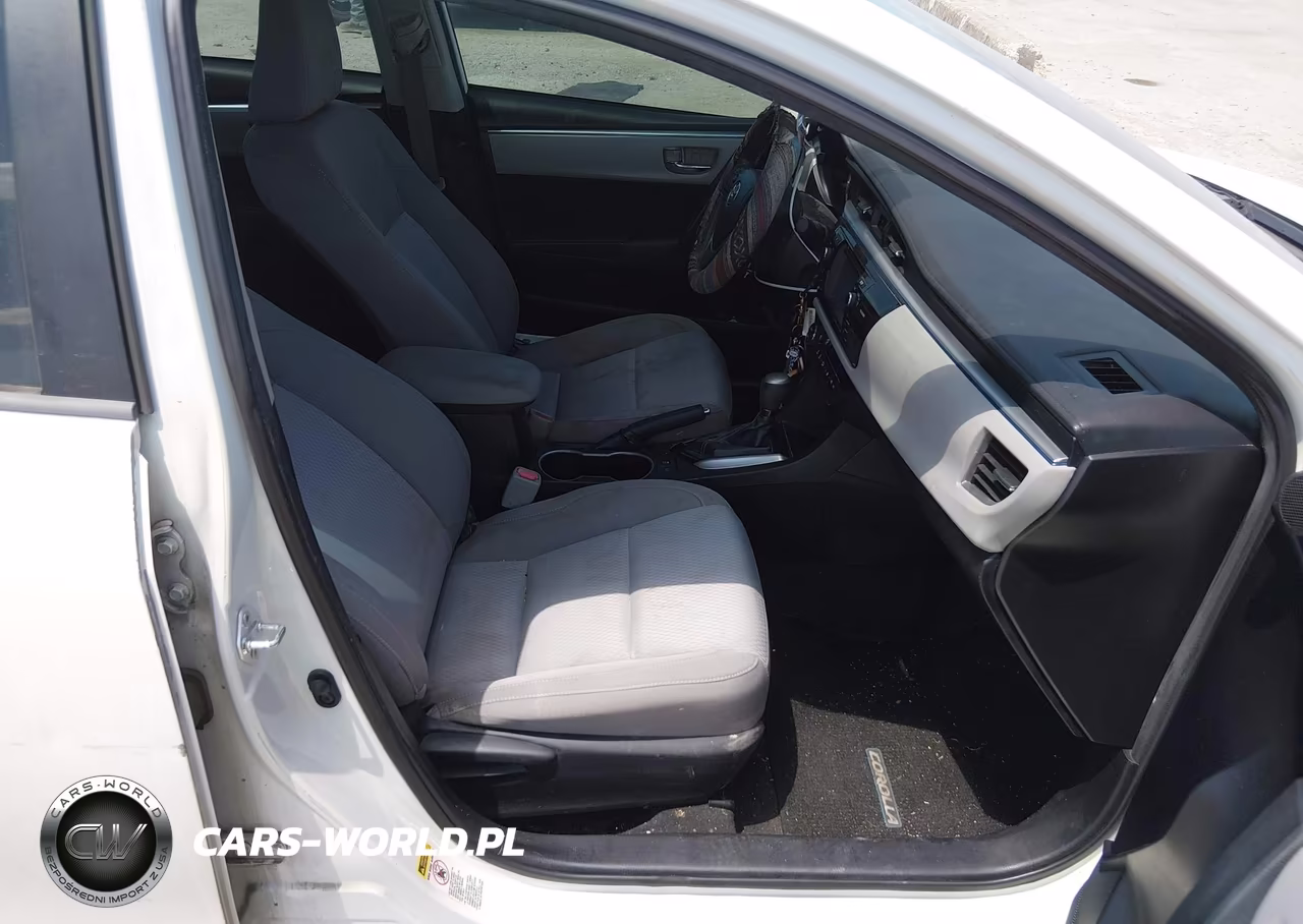 2014 Toyota Corolla Le VIN:5YFBURHE6EP010806 - 5