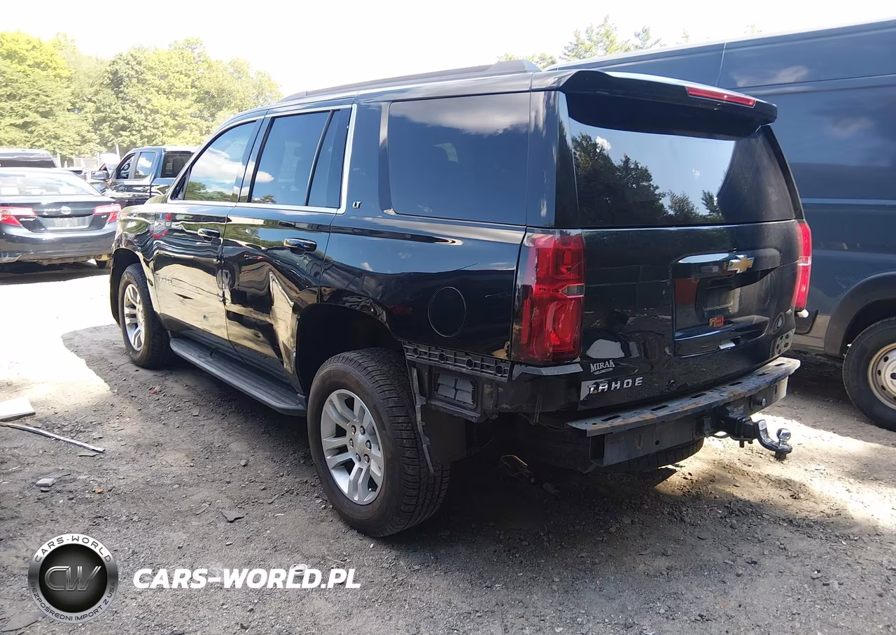 2018 Chevrolet Tahoe Lt VIN:1GNSKBKC6JR174469 - 3