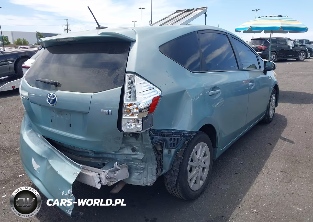 2014 Toyota Prius V Three VIN:JTDZN3EU2EJ009225 - 4