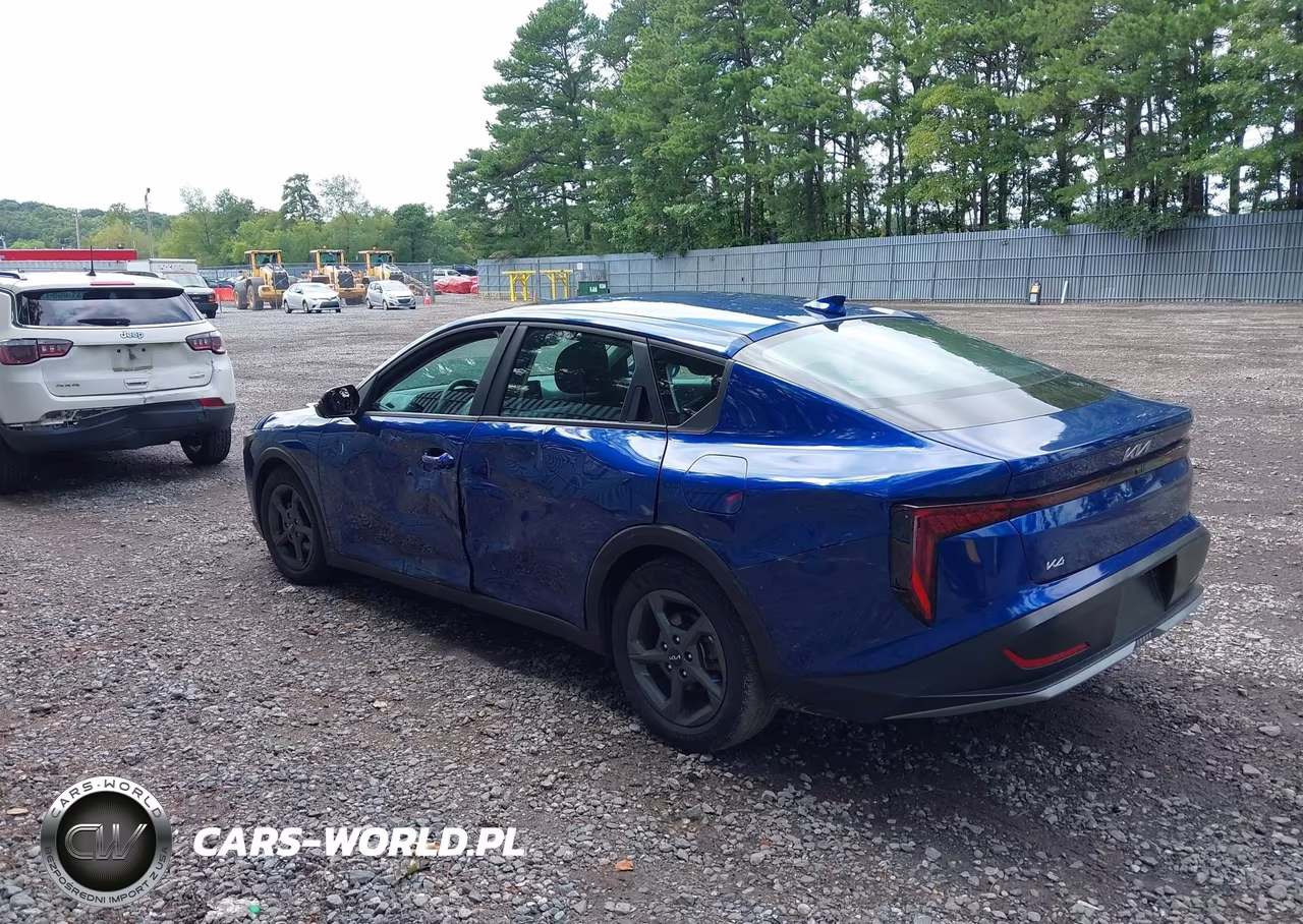 2025 Kia K4 Lxs VIN:3KPFT4DE3SE127009 - 3