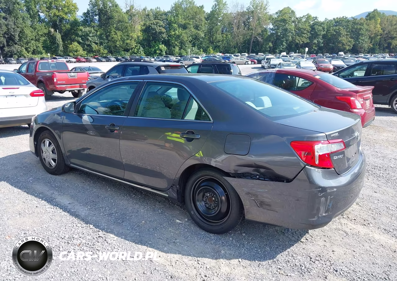 2014 Toyota Camry Le VIN:4T4BF1FK9ER369429 - 3