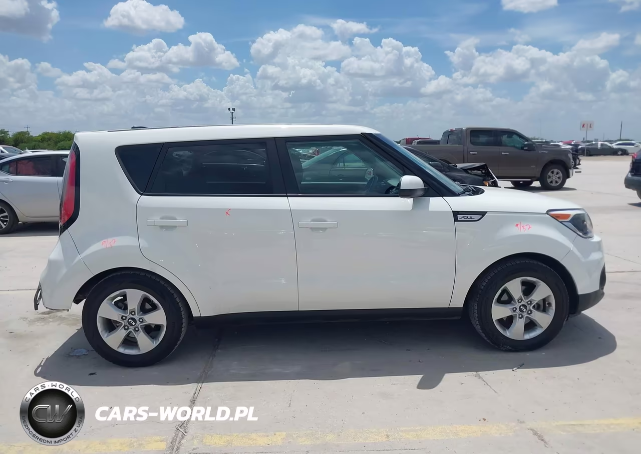 2019 Kia Soul VIN:KNDJN2A21K7005560 - 14