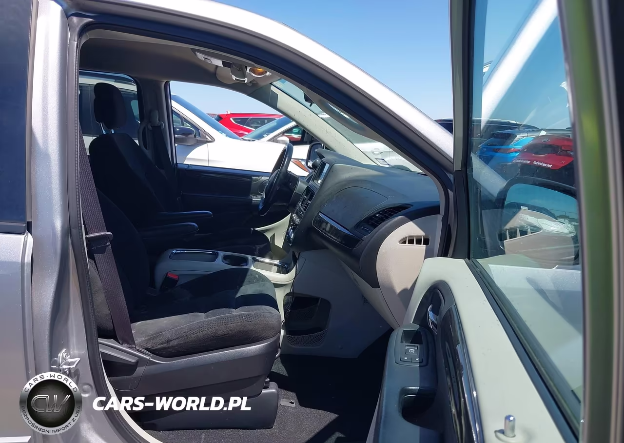 2016 Dodge Grand Caravan Sxt VIN:2C4RDGCG2GR317789 - 5