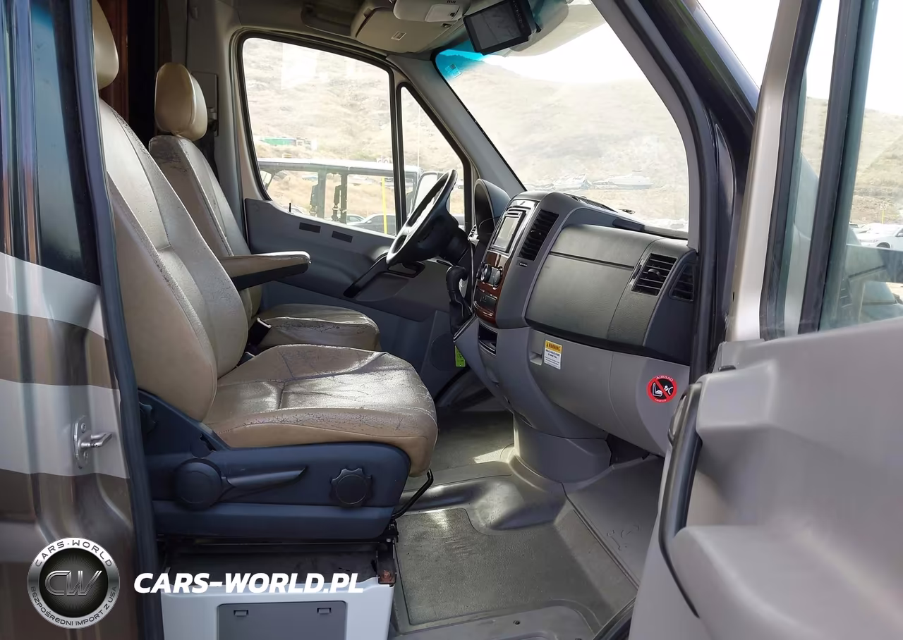 2013 Mercedes-Benz Sprinter 3500 VIN:WDAPF4CC9D9552093 - 5