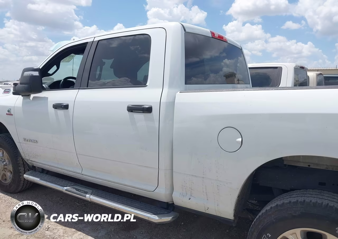 2024 Ram 2500 Big Horn 4X4 6'4 Box VIN:3C6UR5DL9RG340482 - 14