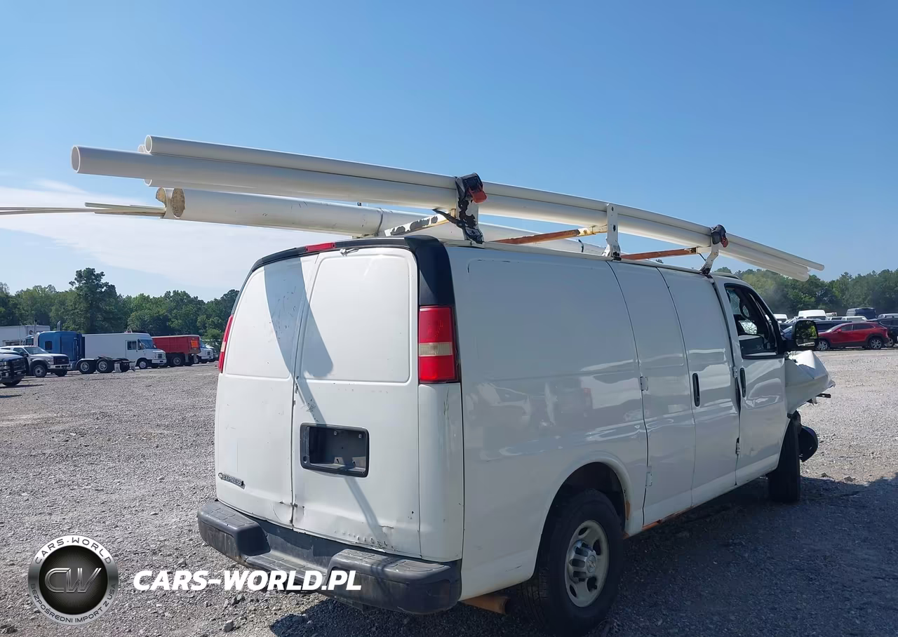 2014 Chevrolet Express 2500 Work Van VIN:1GCWGFCA6E1103261 - 4