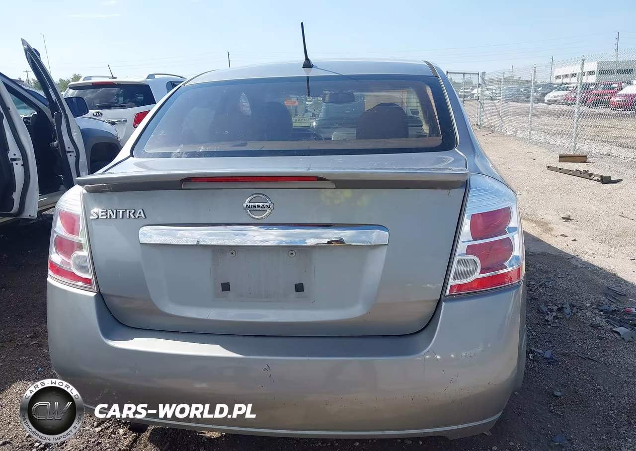 2011 Nissan Sentra 2.0S VIN:3N1AB6AP7BL679500 - 16