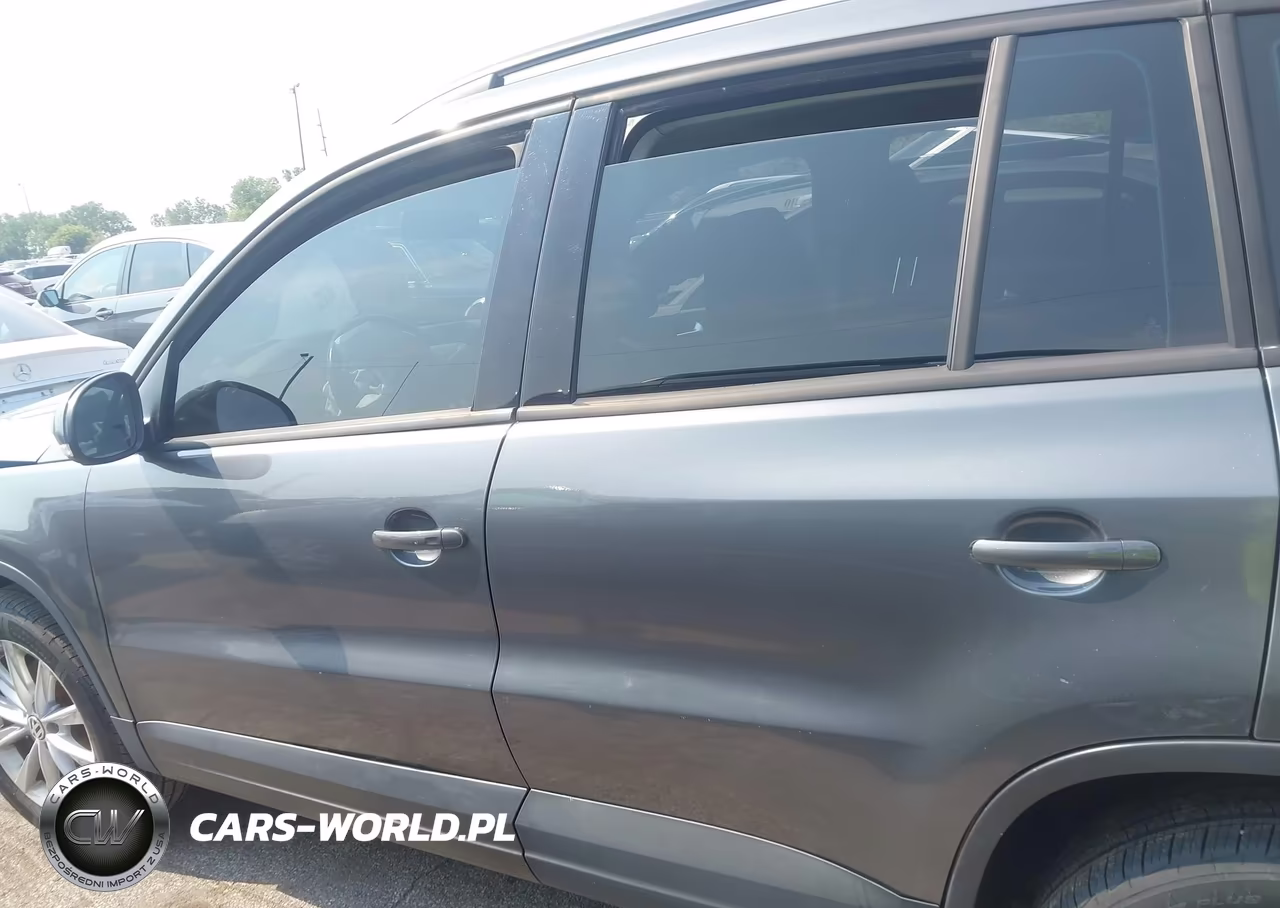 2017 Volkswagen Tiguan 2.0T-2.0T S VIN:WVGBV7AX4HK044173 - 14