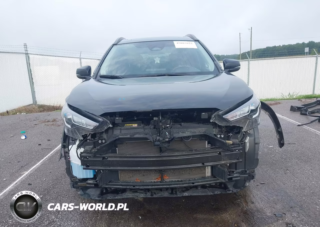 2025 Toyota Corolla Cross Le VIN:7MUBAABG6SV131459 - 6
