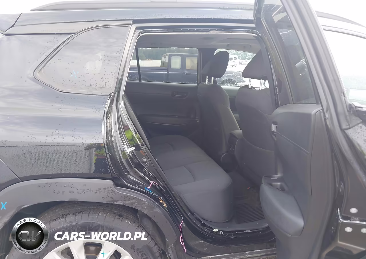2025 Toyota Corolla Cross Le VIN:7MUBAABG6SV131459 - 8