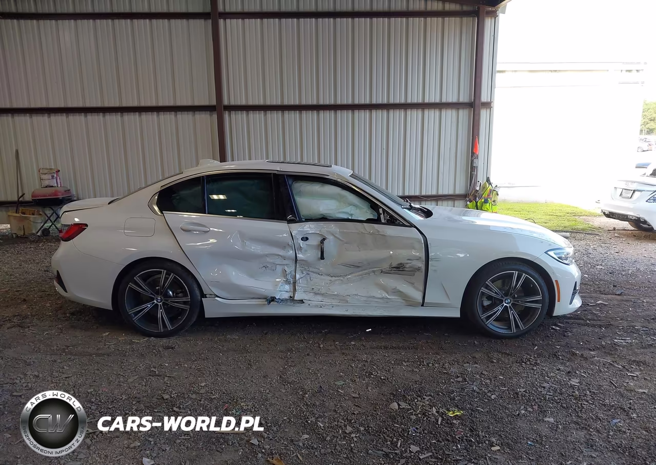 2021 BMW 330I VIN:3MW5R1J09M8C12632 - 13