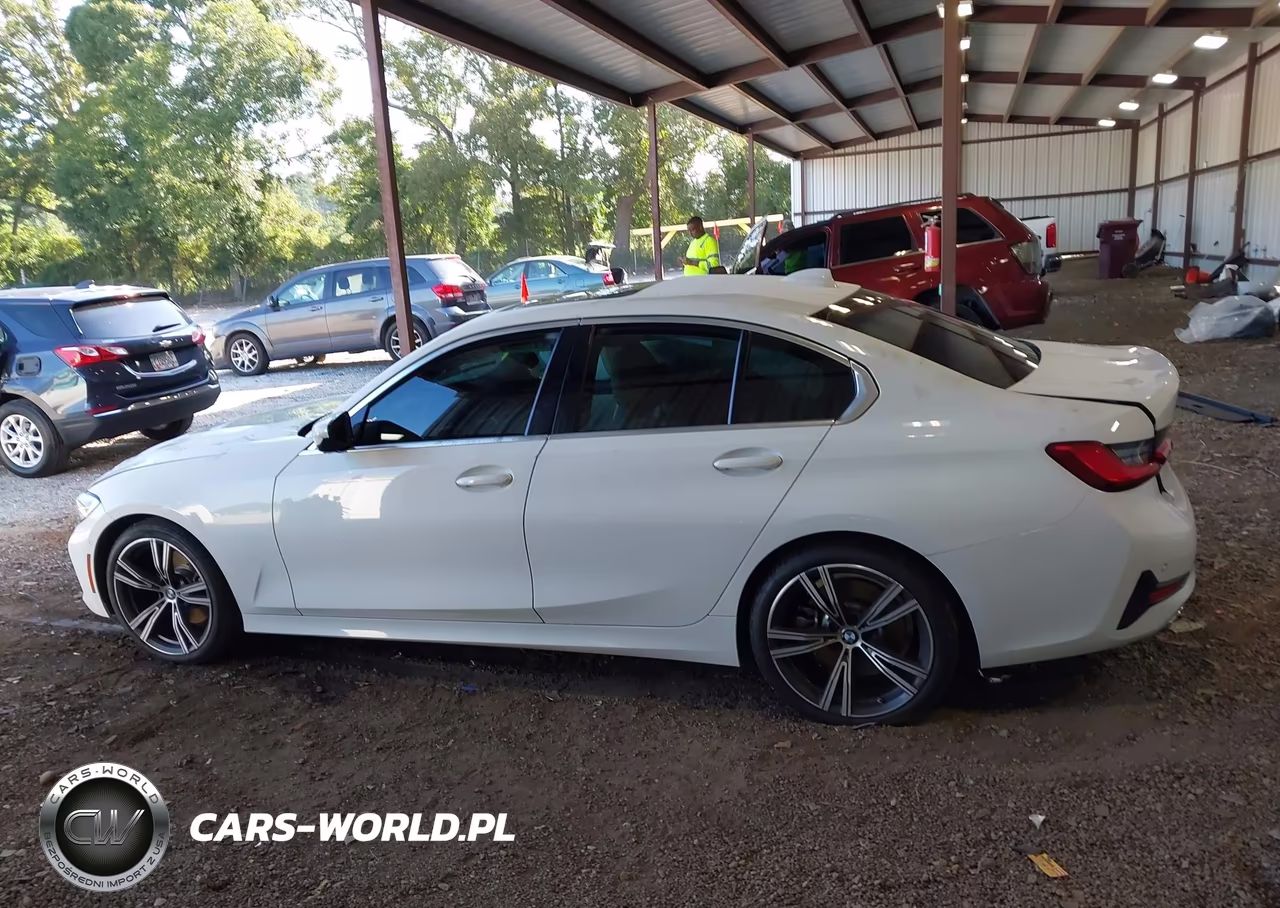 2021 BMW 330I VIN:3MW5R1J09M8C12632 - 14