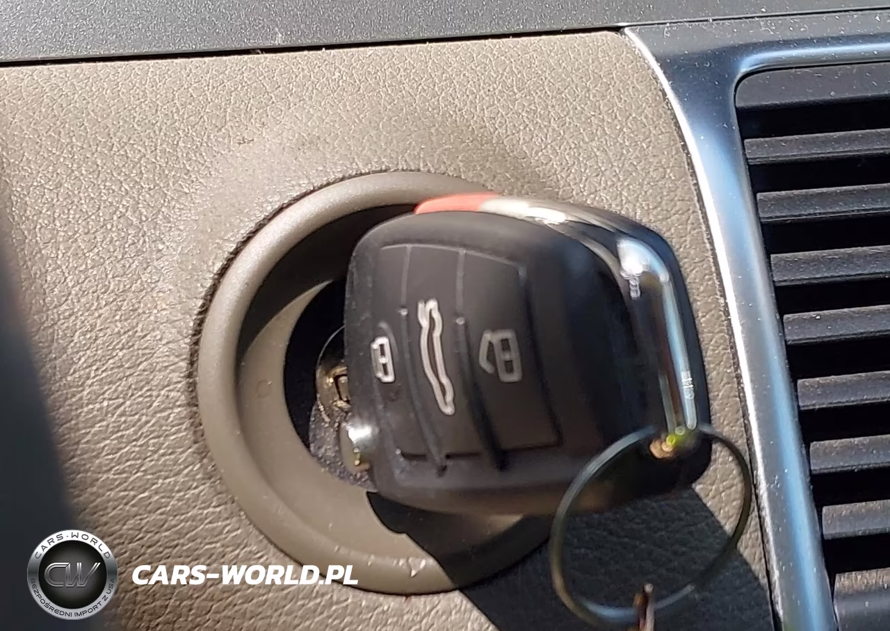 2015 Audi Q7 3.0T Premium VIN:WA1LGAFE5FD011881 - 11