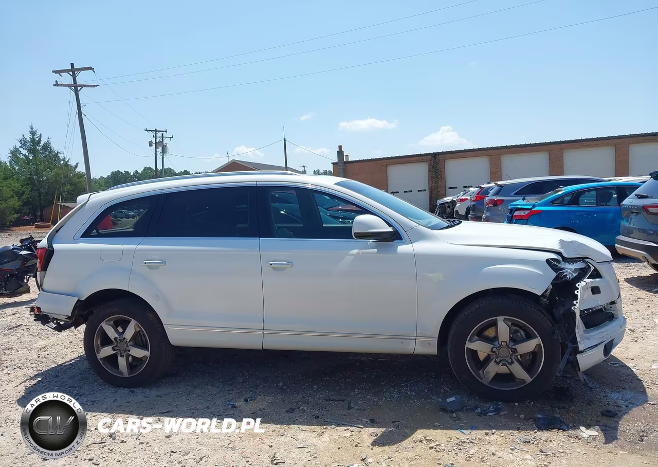 2015 Audi Q7 3.0T Premium VIN:WA1LGAFE5FD011881 - 13