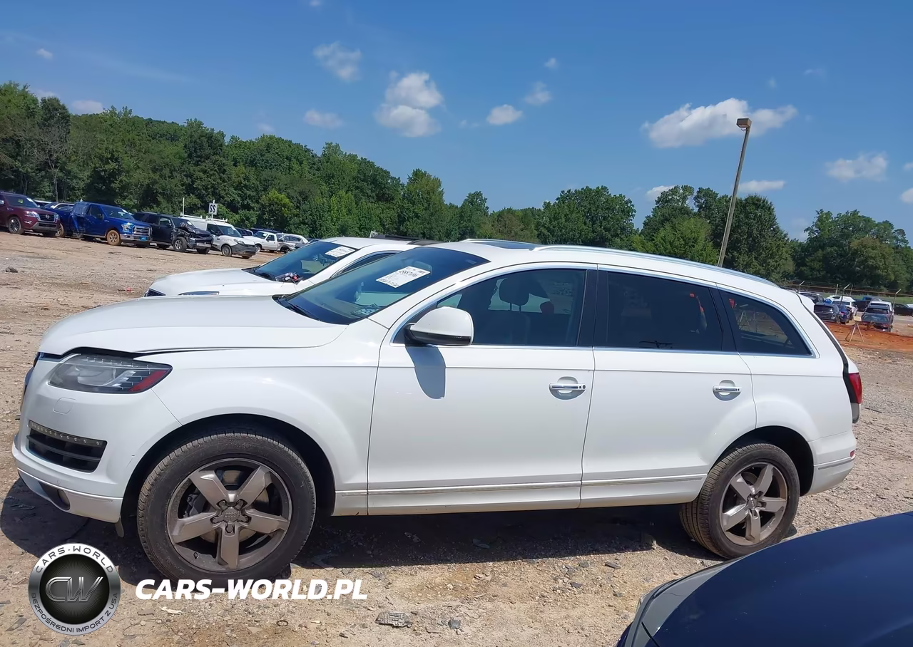 2015 Audi Q7 3.0T Premium VIN:WA1LGAFE5FD011881 - 14
