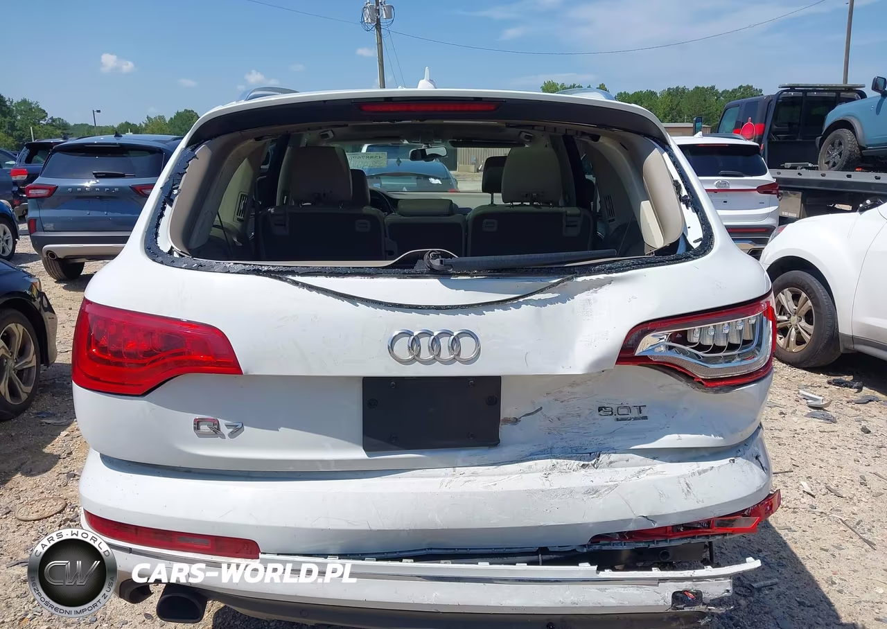 2015 Audi Q7 3.0T Premium VIN:WA1LGAFE5FD011881 - 16