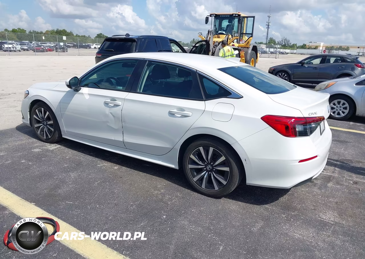 2024 Honda Civic Ex VIN:2HGFE1F71RH333145 - 3