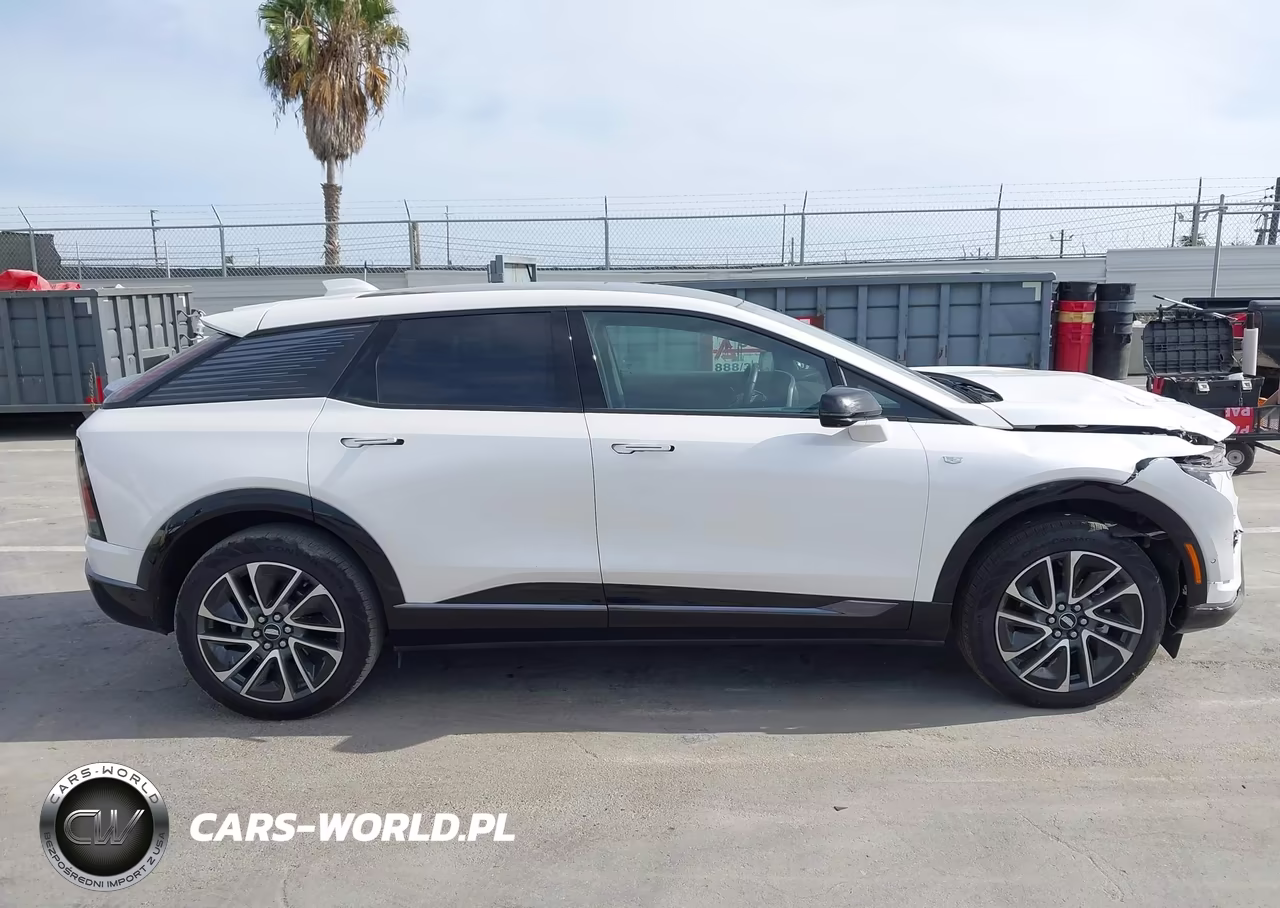 2025 Cadillac Optiq Sport 2 Awd VIN:3GYK3GMR2SS207139 - 13