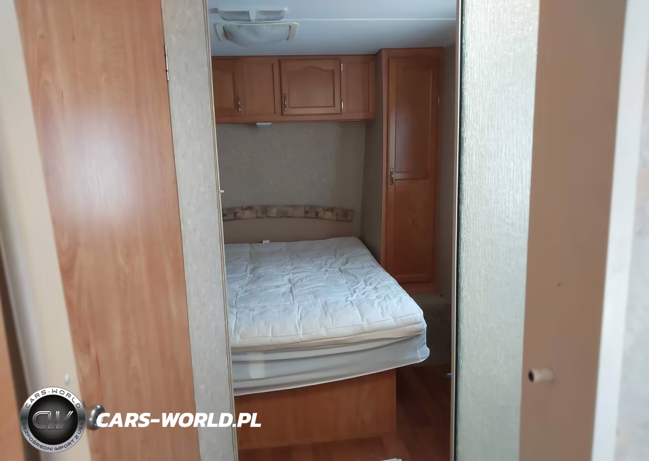 2009 Gulf Stream Coach In Conquest 24 Rkl VIN:1NL1GTL2091099239 - 5