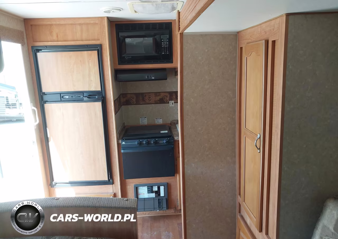 2009 Gulf Stream Coach In Conquest 24 Rkl VIN:1NL1GTL2091099239 - 8