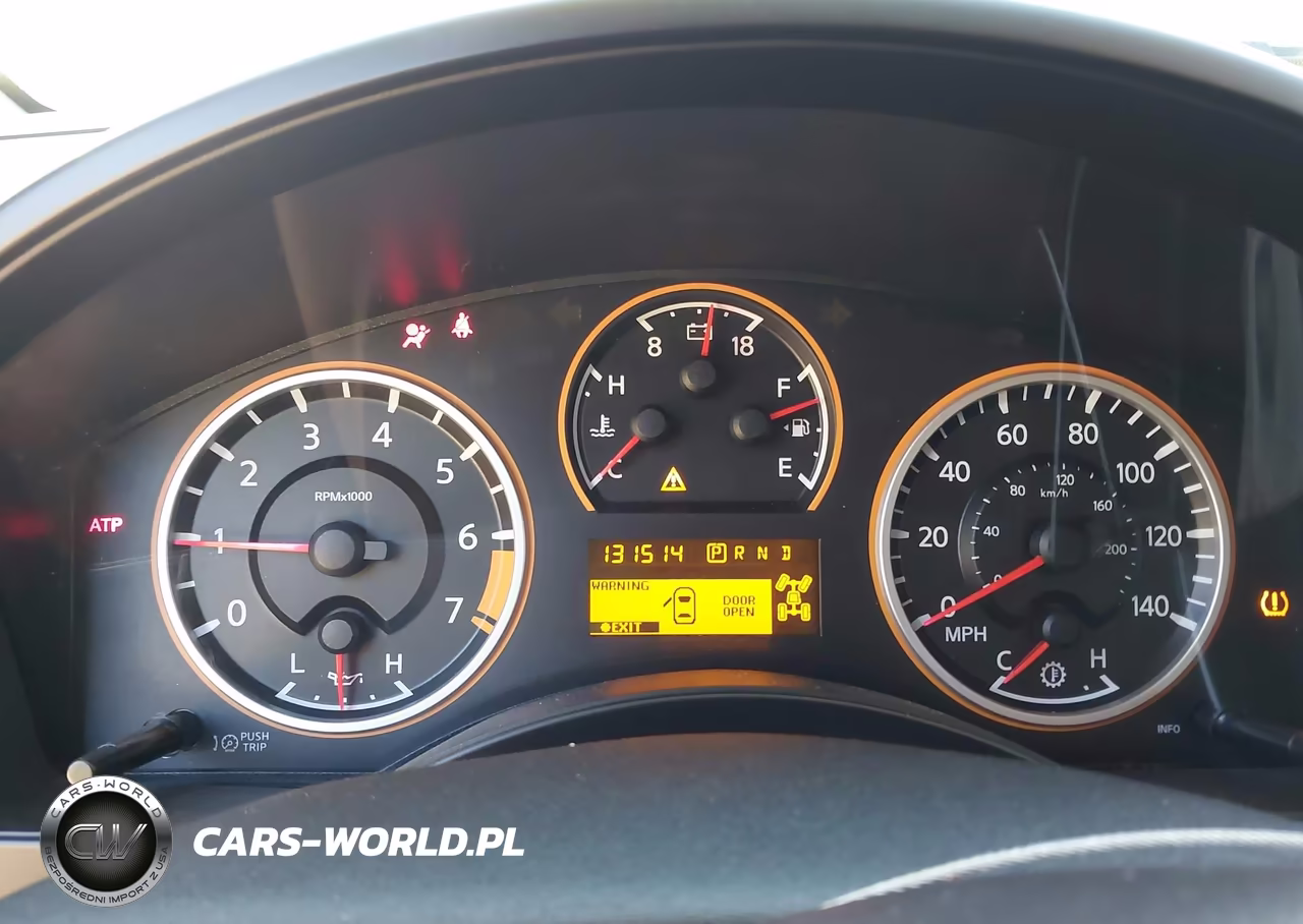 2015 Nissan Titan Pro-4X-S-Sl-Sv VIN:1N6AA0EC3FN505396 - 16