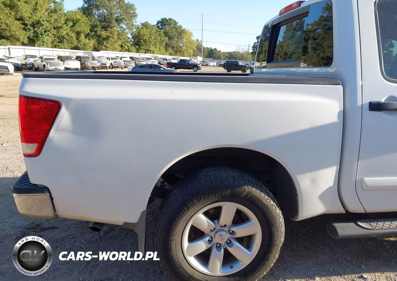 2015 Nissan Titan Pro-4X-S-Sl-Sv VIN:1N6AA0EC3FN505396 - 19