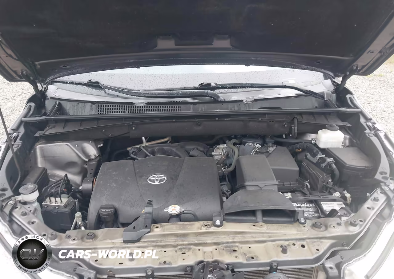2019 Toyota Highlander Le Plus VIN:5TDBZRFH3KS999990 - 10