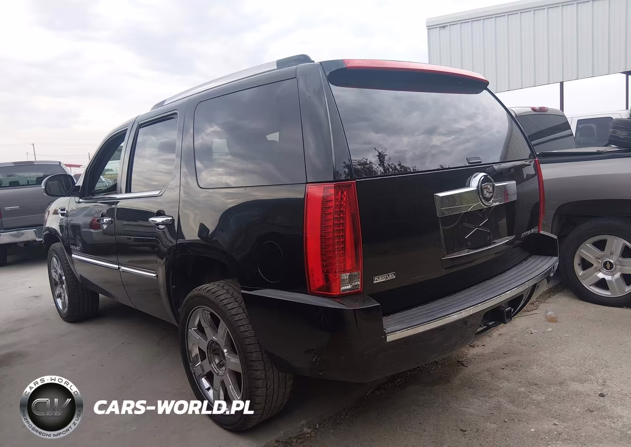 2011 Cadillac Escalade Premium VIN:1GYS4CEF7BR390986 - 3