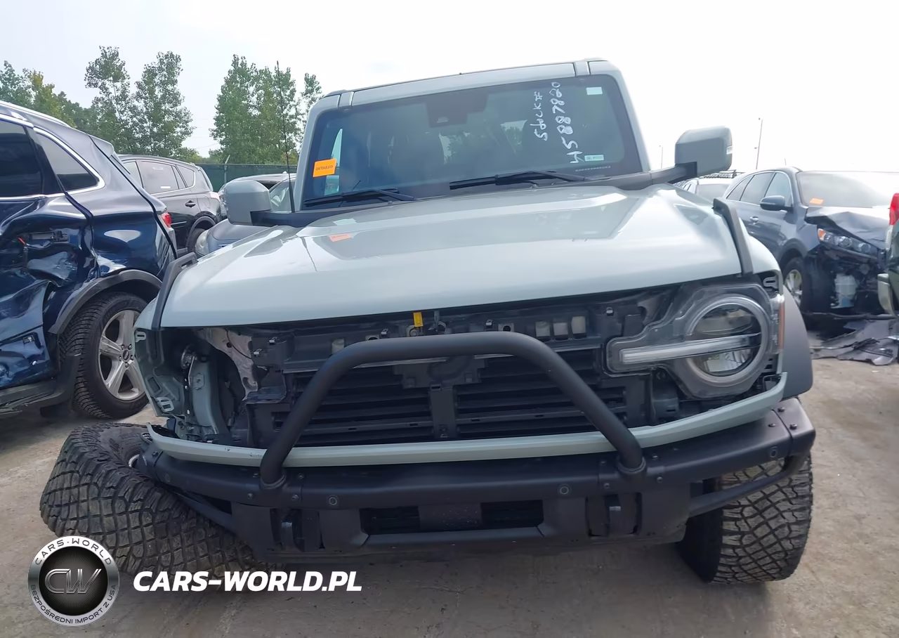 2024 Ford Bronco Outer Banks VIN:1FMDE8BH1RLB43051 - 13