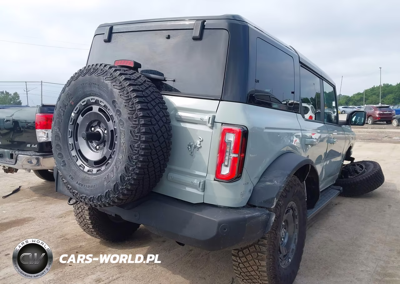 2024 Ford Bronco Outer Banks VIN:1FMDE8BH1RLB43051 - 4