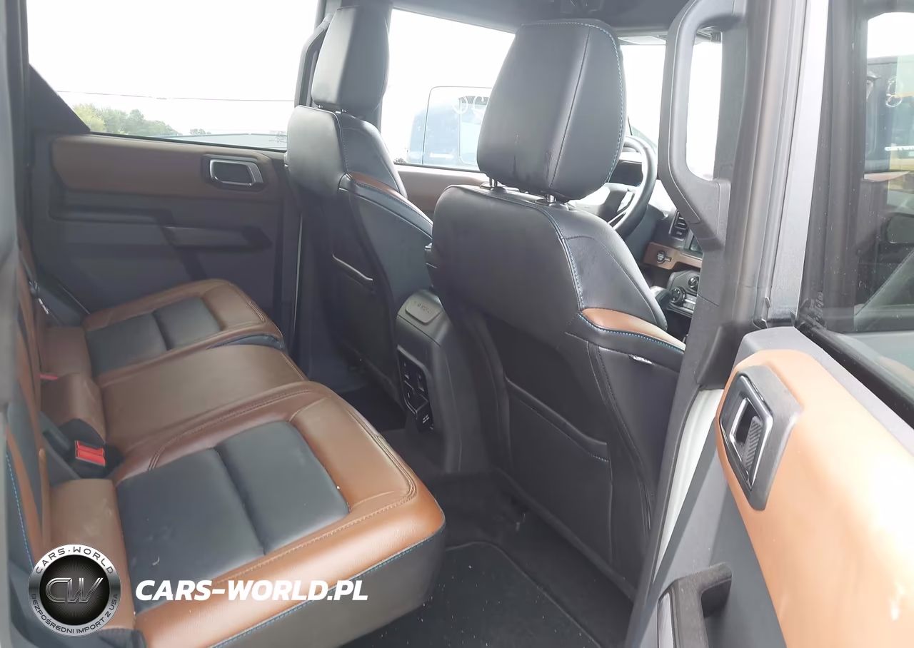 2024 Ford Bronco Outer Banks VIN:1FMDE8BH1RLB43051 - 8