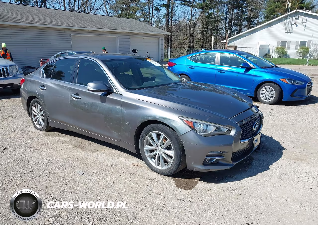 2015 Infiniti Q50 Premium