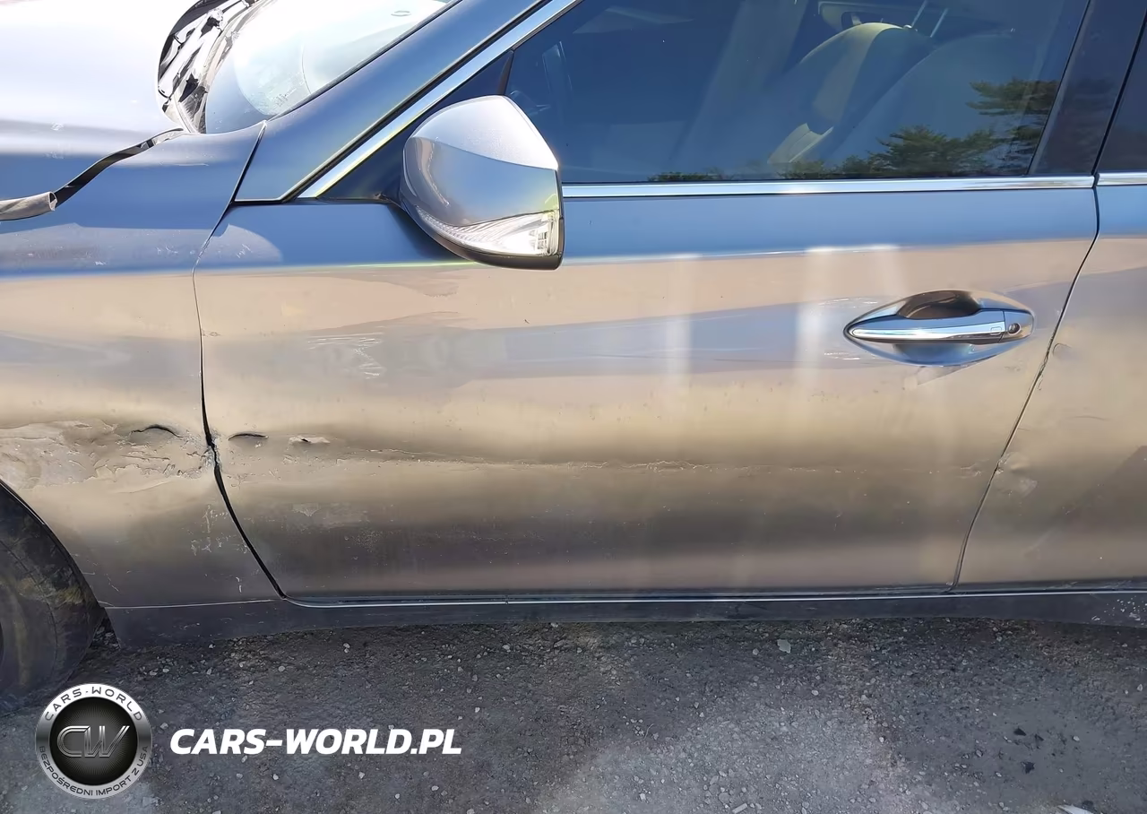 2015 Infiniti Q50 Premium VIN:JN1BV7AR5FM398116 - 18