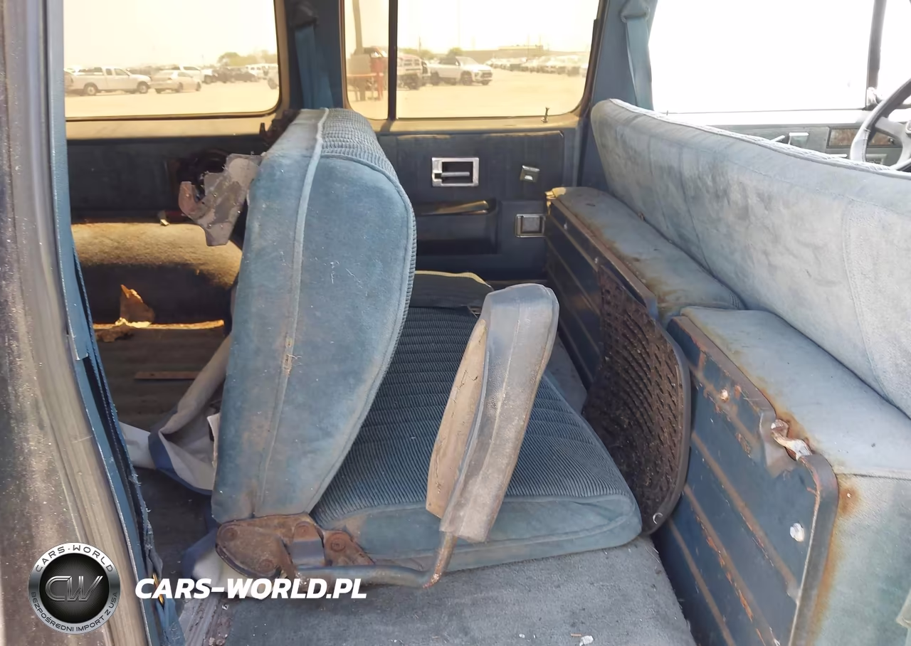 1989 GMC Suburban R15 Conventional VIN:1GKER16K3KF516917 - 8