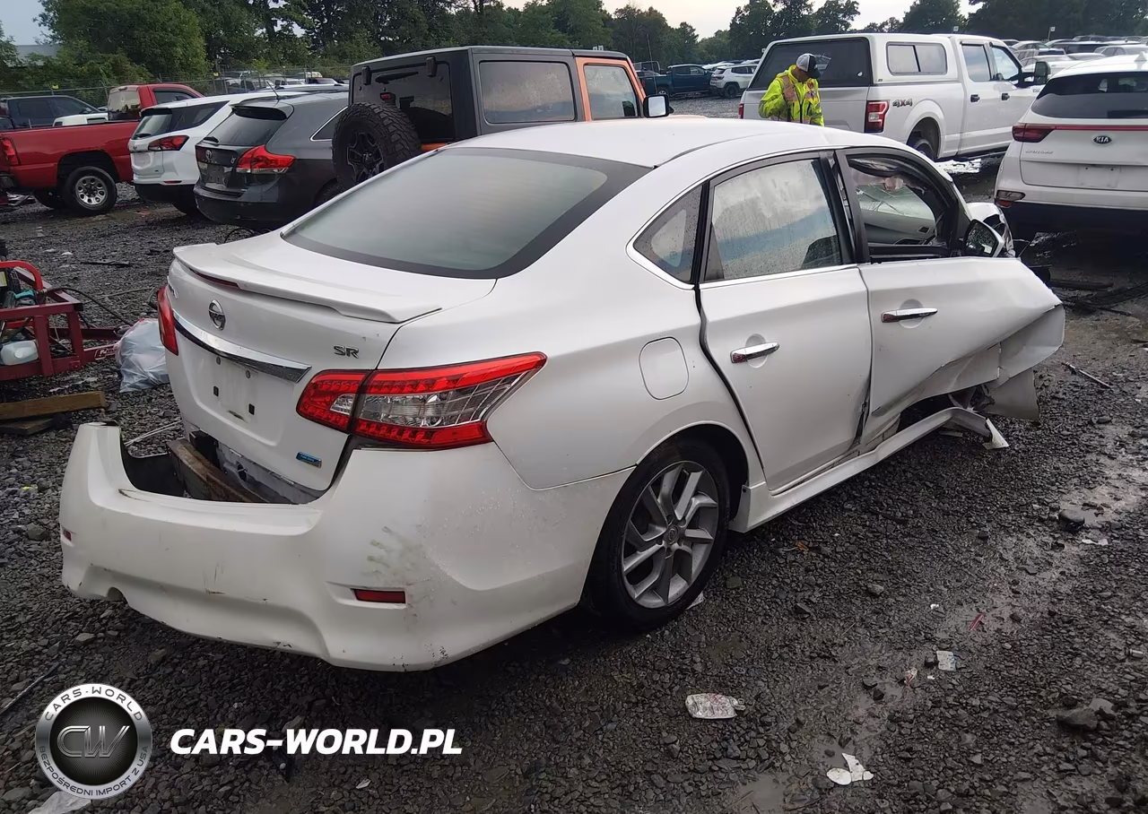 2013 Nissan Sentra Sr VIN:3N1AB7AP2DL714856 - 4