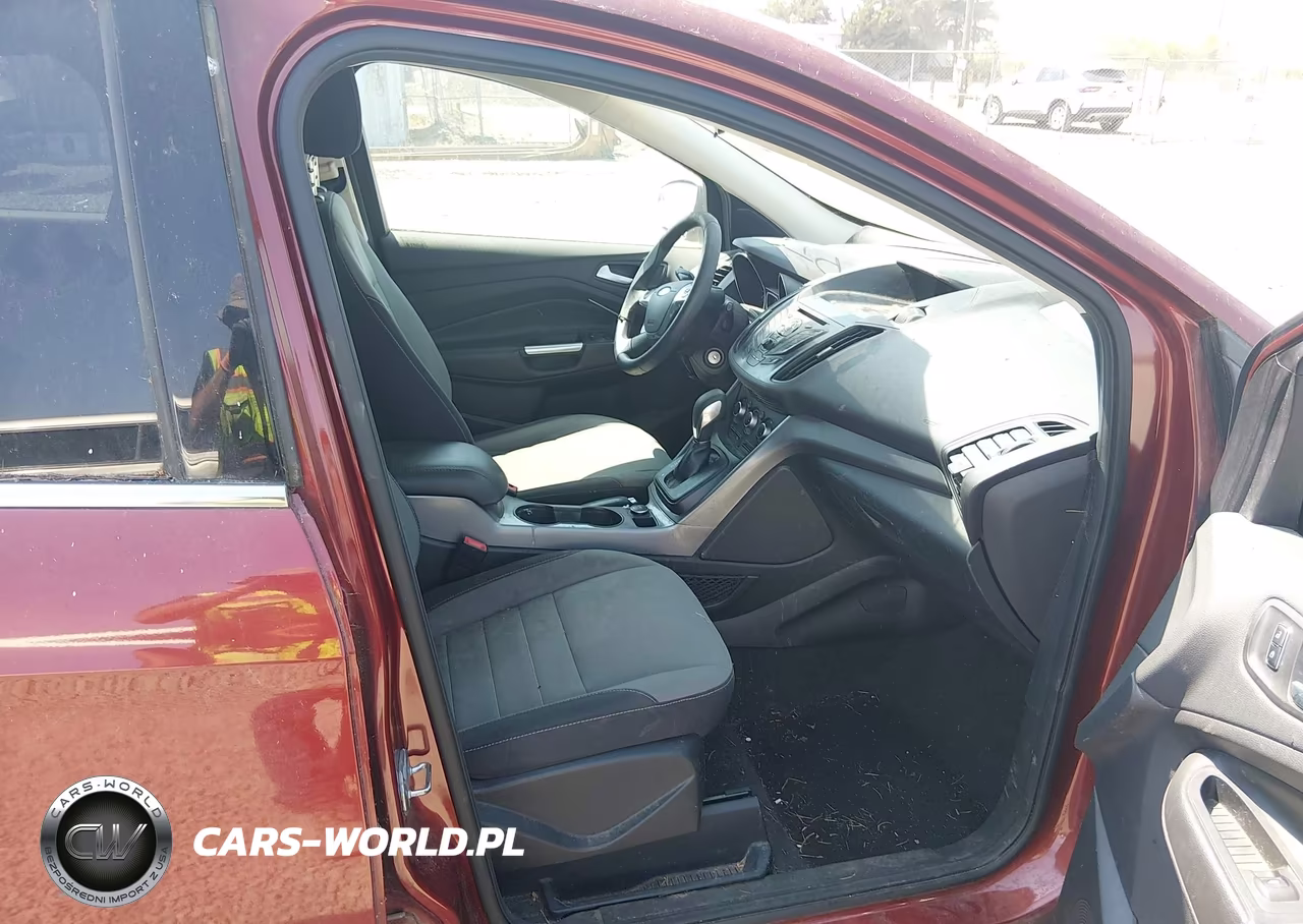 2016 Ford Escape Se VIN:1FMCU9GX7GUC88462 - 5