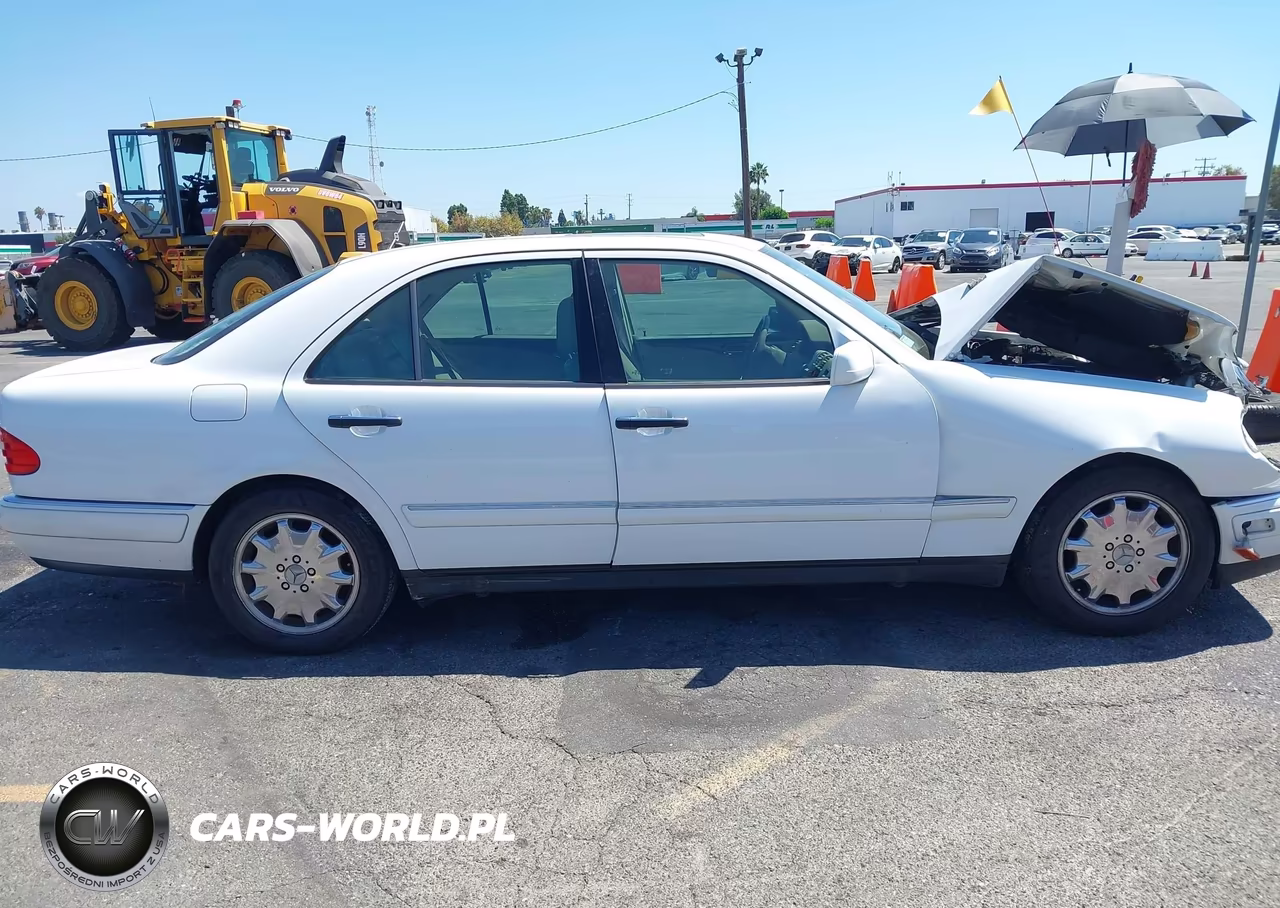 1999 Mercedes-Benz E 300 Diesel VIN:WDBJF25H1XA863308 - 13
