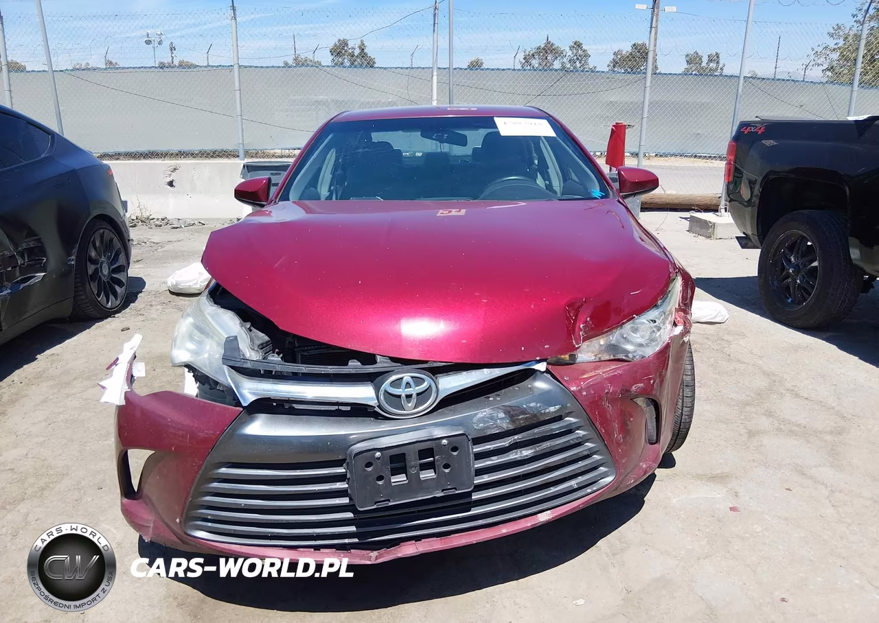 2016 Toyota Camry Le VIN:4T1BF1FK1GU610462 - 12