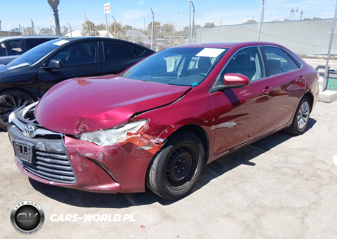 2016 Toyota Camry Le VIN:4T1BF1FK1GU610462 - 2