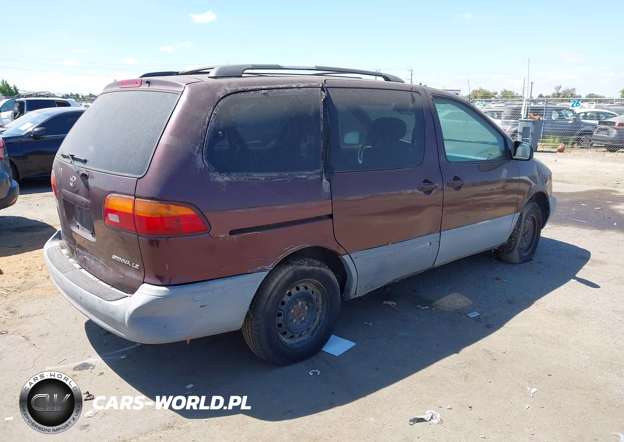 2000 Toyota Sienna Le VIN:4T3ZF13C5YU240234 - 4